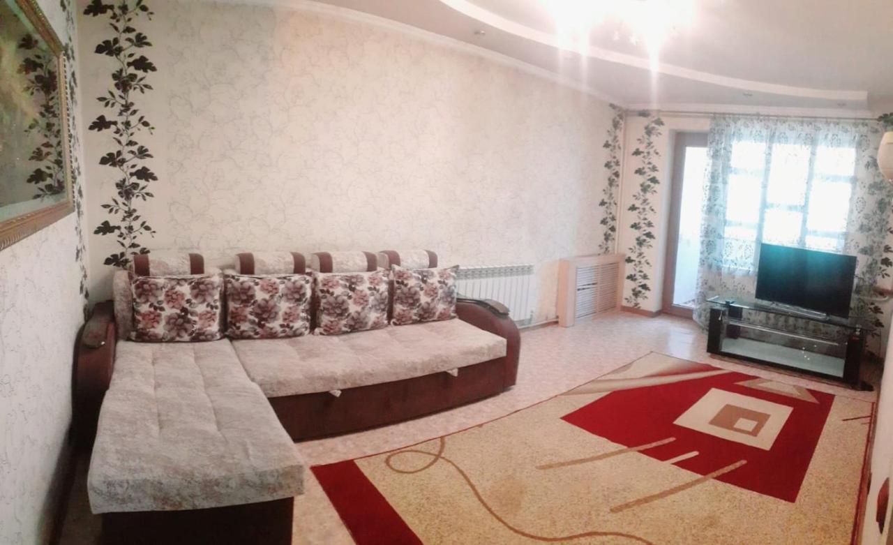 Иляева 66 Парк Кен Баба Shymkent Luaran gambar