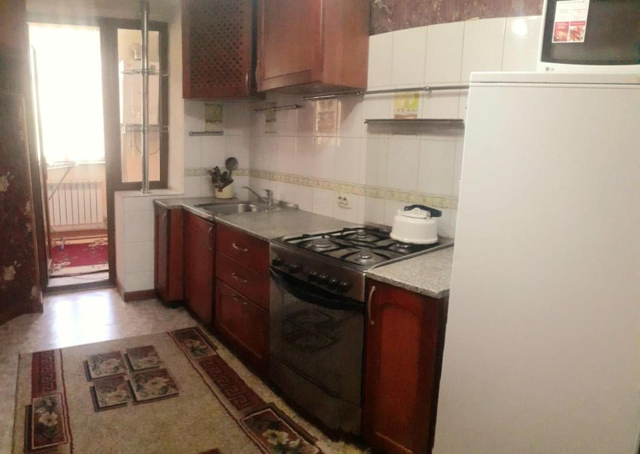 Иляева 66 Парк Кен Баба Shymkent Luaran gambar